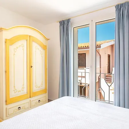 R House * Cannigione
