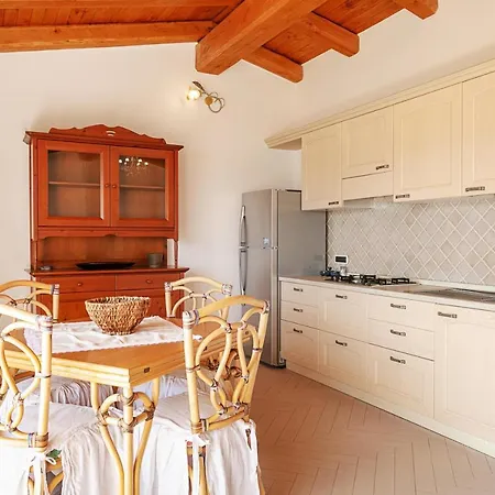 R House *